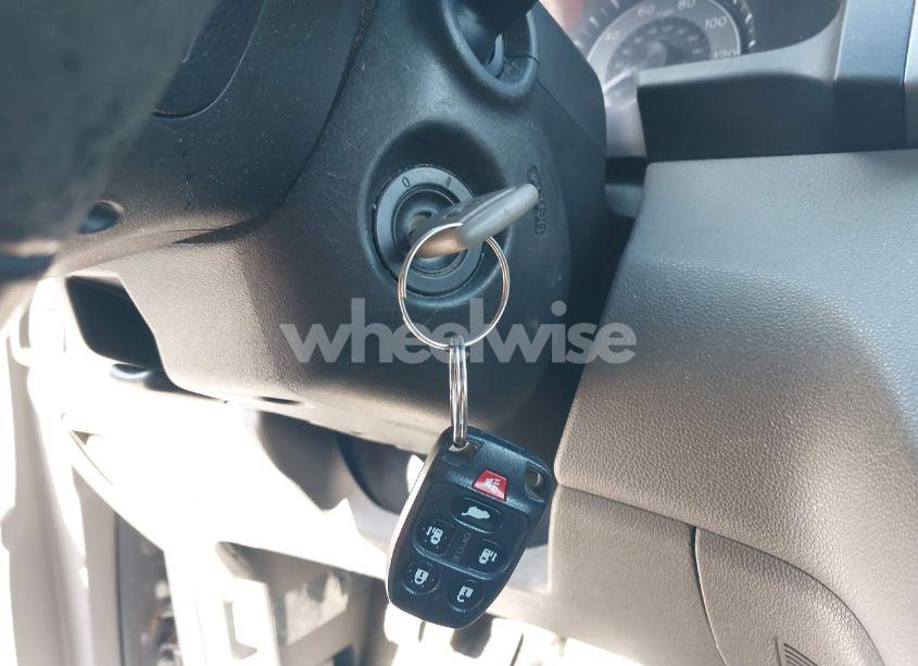 Photo 11 of 2012 Honda Odyssey TOURING/TOURING ELITE (VIN 5FNRL5H93CB133288)