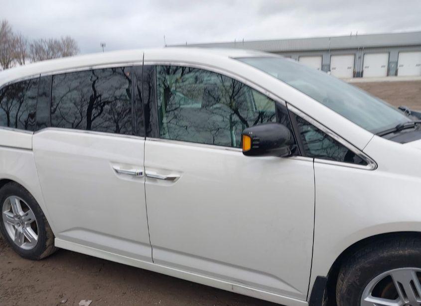 Photo 13 of 2013 Honda Odyssey TOURING/TOURING ELITE (VIN 5FNRL5H93DB074809)