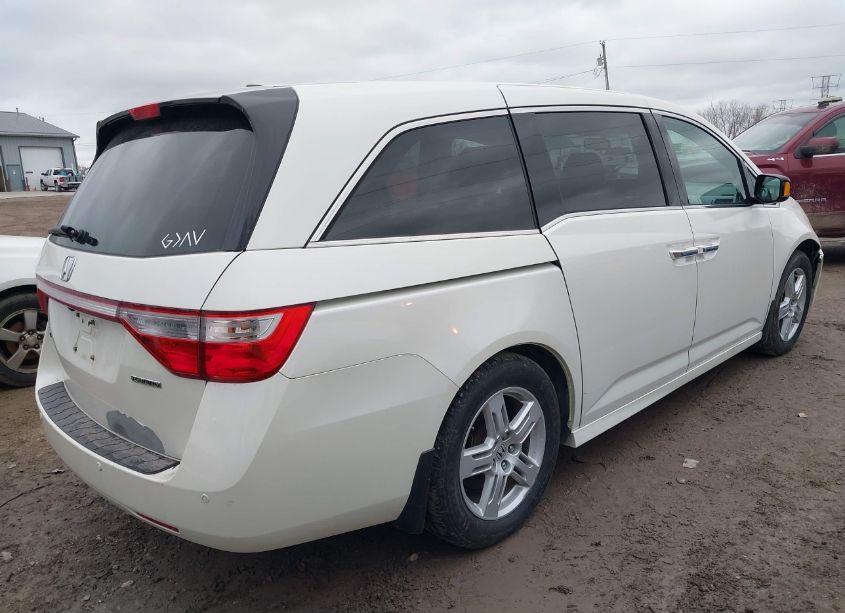 Photo 4 of 2013 Honda Odyssey TOURING/TOURING ELITE (VIN 5FNRL5H93DB074809)