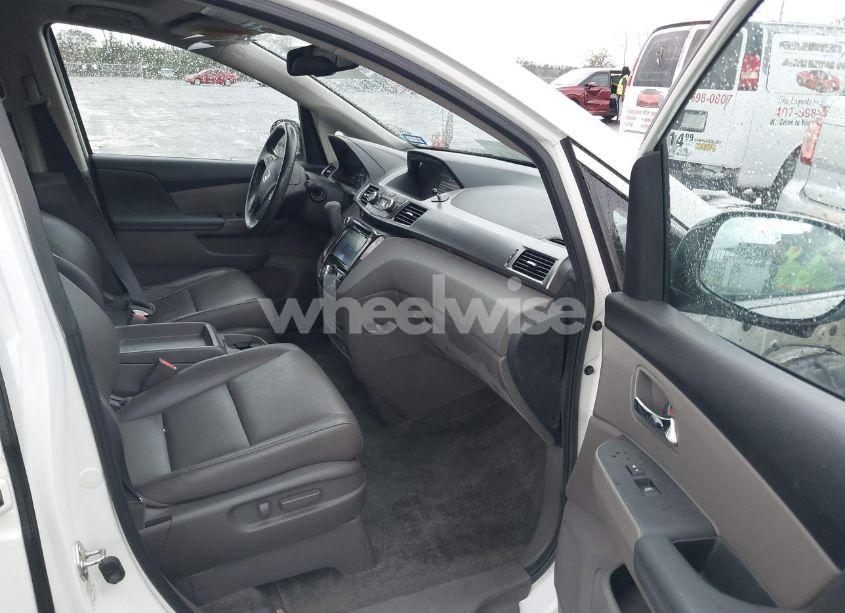 Photo 5 of 2014 Honda Odyssey TOURING/TOURING ELITE (VIN 5FNRL5H93EB114520)