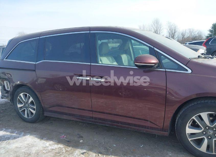 Photo 13 of 2015 Honda Odyssey TOURING/TOURING ELITE (VIN 5FNRL5H93FB042297)