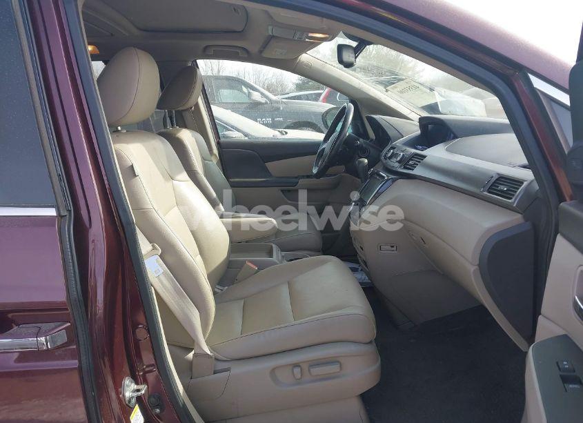 Photo 5 of 2015 Honda Odyssey TOURING/TOURING ELITE (VIN 5FNRL5H93FB042297)