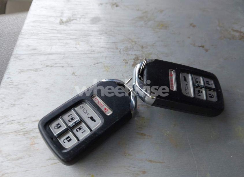 Photo 11 of 2016 Honda Odyssey TOURING/TOURING ELITE (VIN 5FNRL5H93GB042768)