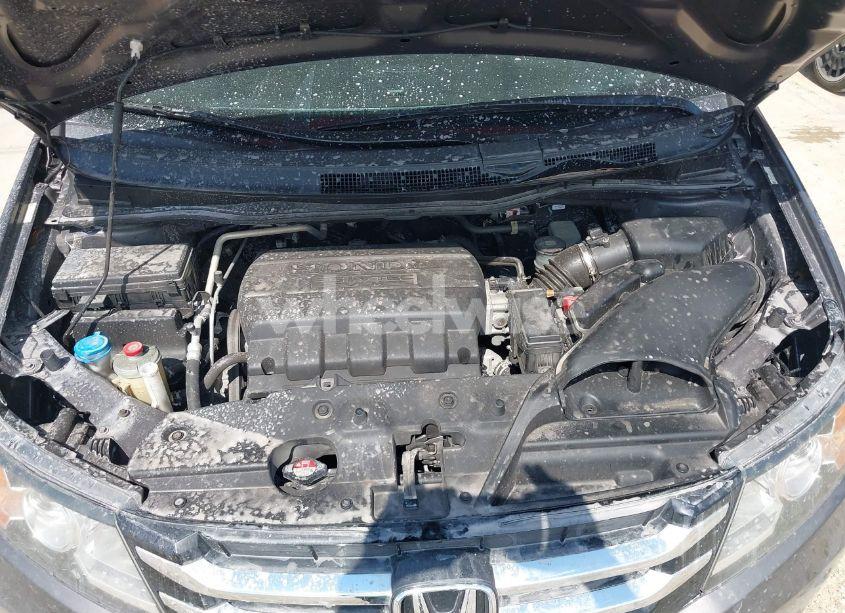 Photo 10 of 2016 Honda Odyssey TOURING/TOURING ELITE (VIN 5FNRL5H93GB081697)