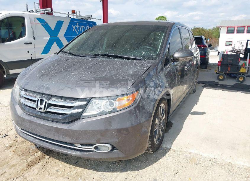 Photo 2 of 2016 Honda Odyssey TOURING/TOURING ELITE (VIN 5FNRL5H93GB081697)