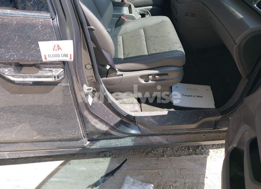 Photo 6 of 2016 Honda Odyssey TOURING/TOURING ELITE (VIN 5FNRL5H93GB081697)