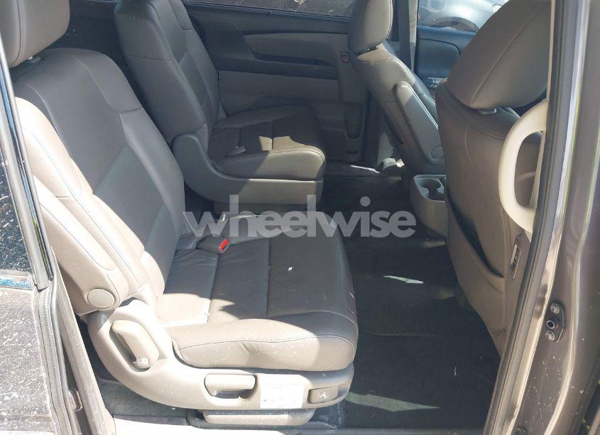 Photo 8 of 2016 Honda Odyssey TOURING/TOURING ELITE (VIN 5FNRL5H93GB081697)