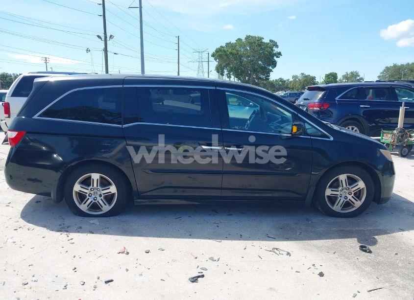 Photo 13 of 2011 Honda Odyssey TOURING/TOURING ELITE (VIN 5FNRL5H94BB508457)