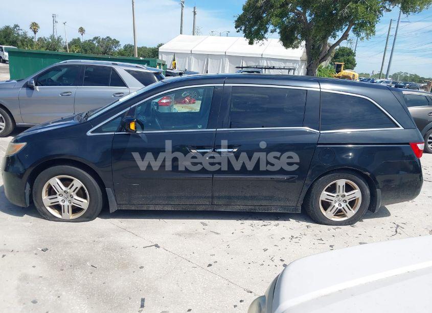 Photo 14 of 2011 Honda Odyssey TOURING/TOURING ELITE (VIN 5FNRL5H94BB508457)