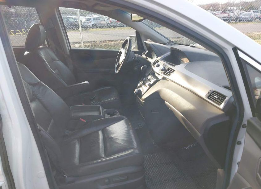Photo 5 of 2012 Honda Odyssey TOURING/TOURING ELITE (VIN 5FNRL5H94CB023558)