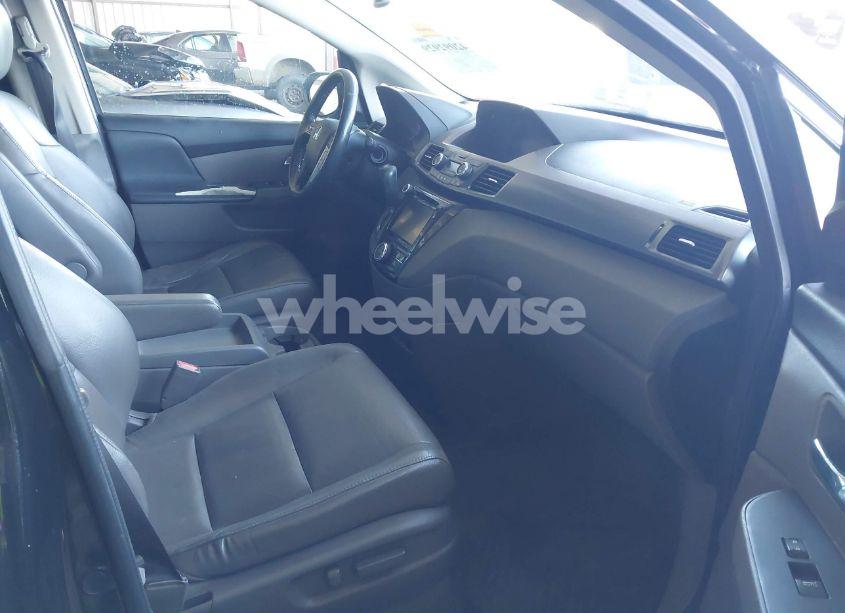 Photo 5 of 2014 Honda Odyssey TOURING/TOURING ELITE (VIN 5FNRL5H94EB110590)