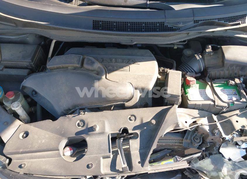 Photo 10 of 2014 Honda Odyssey TOURING/TOURING ELITE (VIN 5FNRL5H94EB115675)