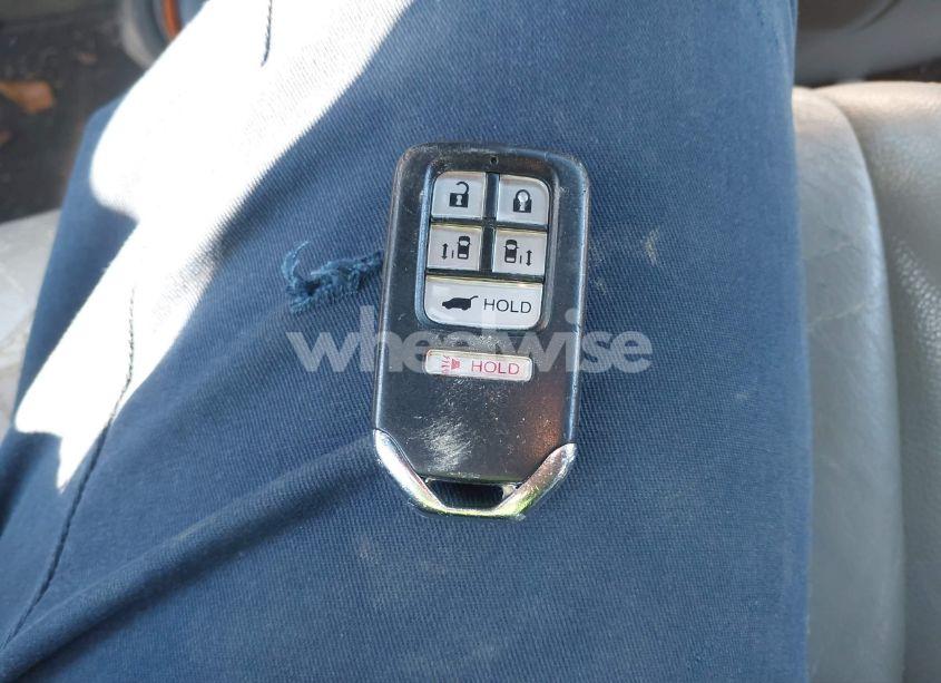 Photo 11 of 2014 Honda Odyssey TOURING/TOURING ELITE (VIN 5FNRL5H94EB115675)