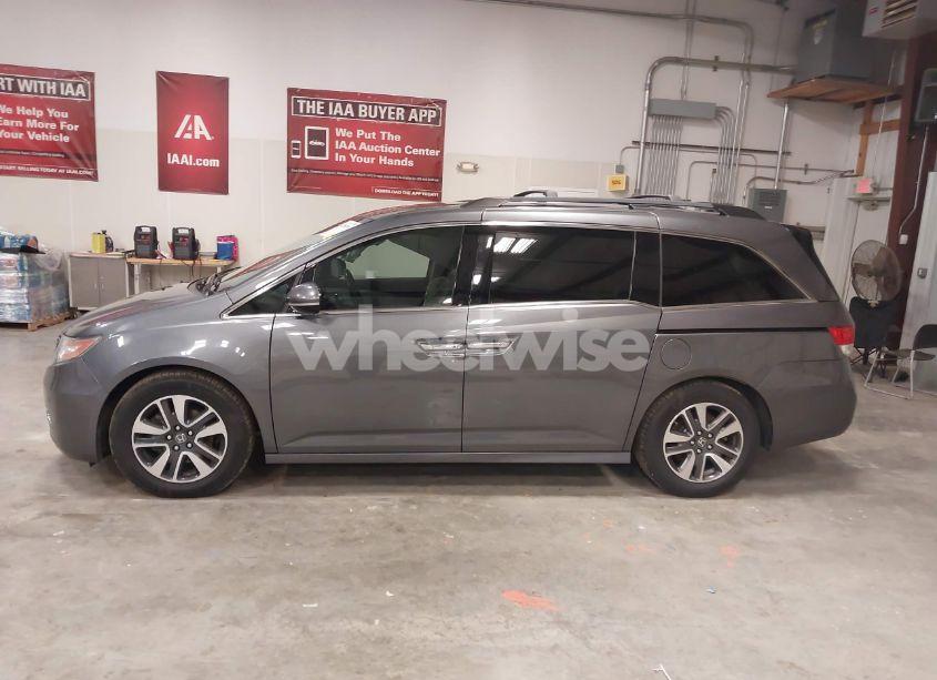 Photo 14 of 2014 Honda Odyssey TOURING/TOURING ELITE (VIN 5FNRL5H94EB130435)