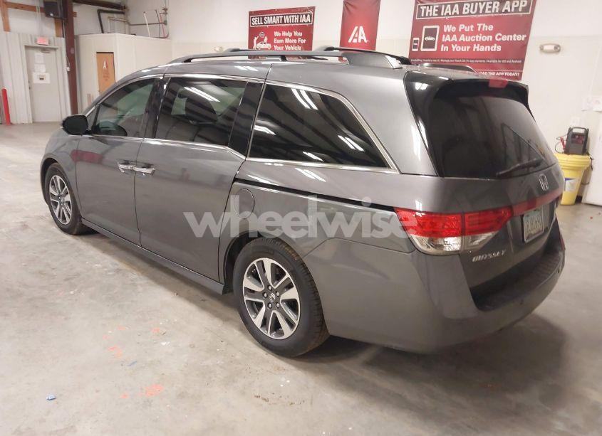 Photo 3 of 2014 Honda Odyssey TOURING/TOURING ELITE (VIN 5FNRL5H94EB130435)