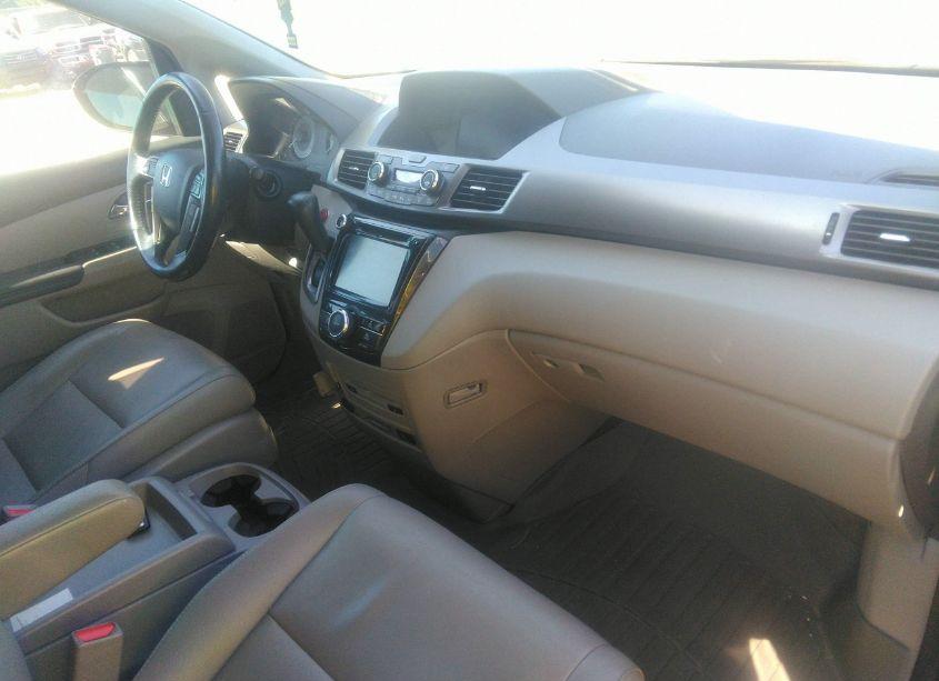 Photo 5 of 2015 Honda Odyssey TOURING/TOURING ELITE (VIN 5FNRL5H94FB088169)