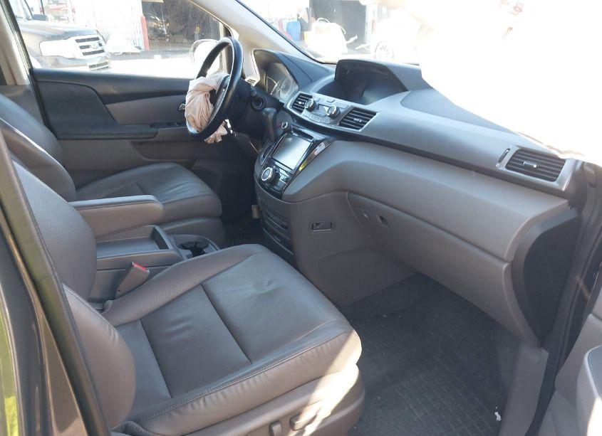 Photo 5 of 2016 Honda Odyssey TOURING/TOURING ELITE (VIN 5FNRL5H94GB014932)