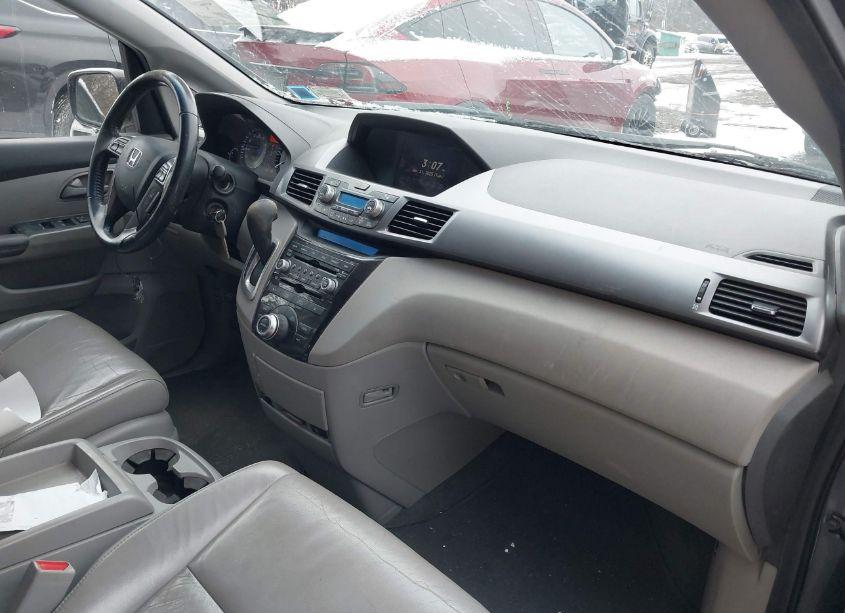 Photo 5 of 2011 Honda Odyssey TOURING/TOURING ELITE (VIN 5FNRL5H95BB027326)