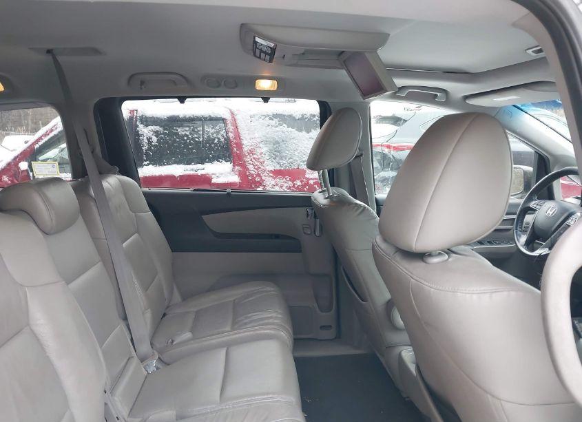 Photo 8 of 2011 Honda Odyssey TOURING/TOURING ELITE (VIN 5FNRL5H95BB027326)