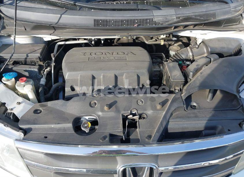 Photo 10 of 2011 Honda Odyssey TOURING/TOURING ELITE (VIN 5FNRL5H95BB035037)