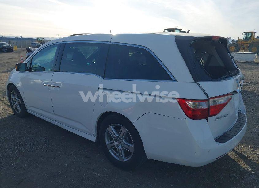 Photo 3 of 2011 Honda Odyssey TOURING/TOURING ELITE (VIN 5FNRL5H95BB035037)