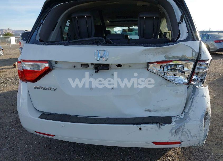 Photo 6 of 2011 Honda Odyssey TOURING/TOURING ELITE (VIN 5FNRL5H95BB035037)