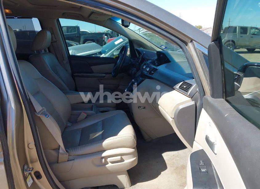 Photo 5 of 2011 Honda Odyssey TOURING/TOURING ELITE (VIN 5FNRL5H95BB050170)