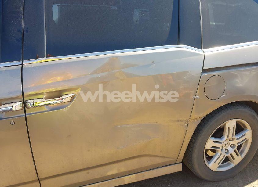 Photo 6 of 2011 Honda Odyssey TOURING/TOURING ELITE (VIN 5FNRL5H95BB050170)