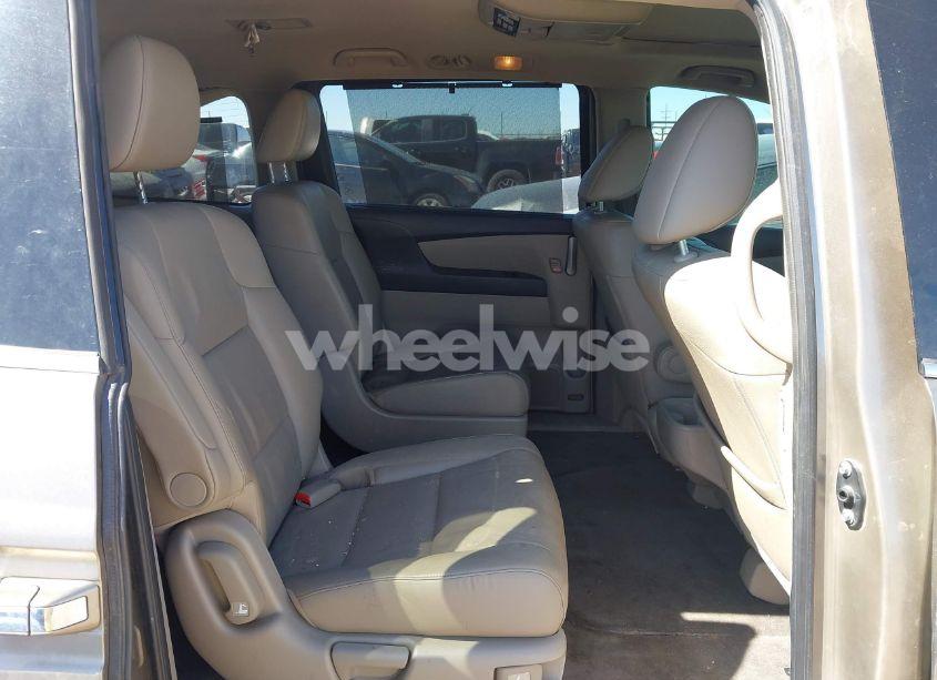 Photo 8 of 2011 Honda Odyssey TOURING/TOURING ELITE (VIN 5FNRL5H95BB050170)