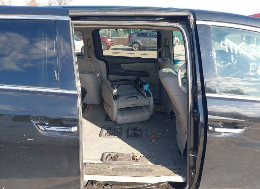 Photo 8 of 2011 Honda Odyssey TOURING/TOURING ELITE (VIN 5FNRL5H95BB050590)