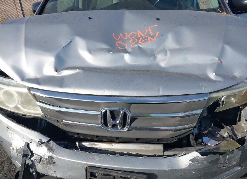 Photo 10 of 2011 Honda Odyssey TOURING/TOURING ELITE (VIN 5FNRL5H95BB090023)