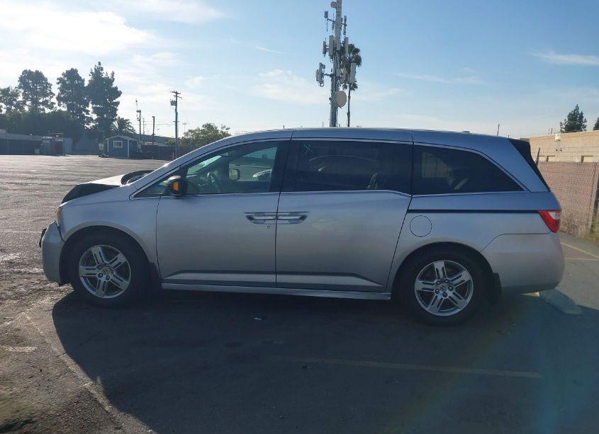 Photo 14 of 2011 Honda Odyssey TOURING/TOURING ELITE (VIN 5FNRL5H95BB090023)