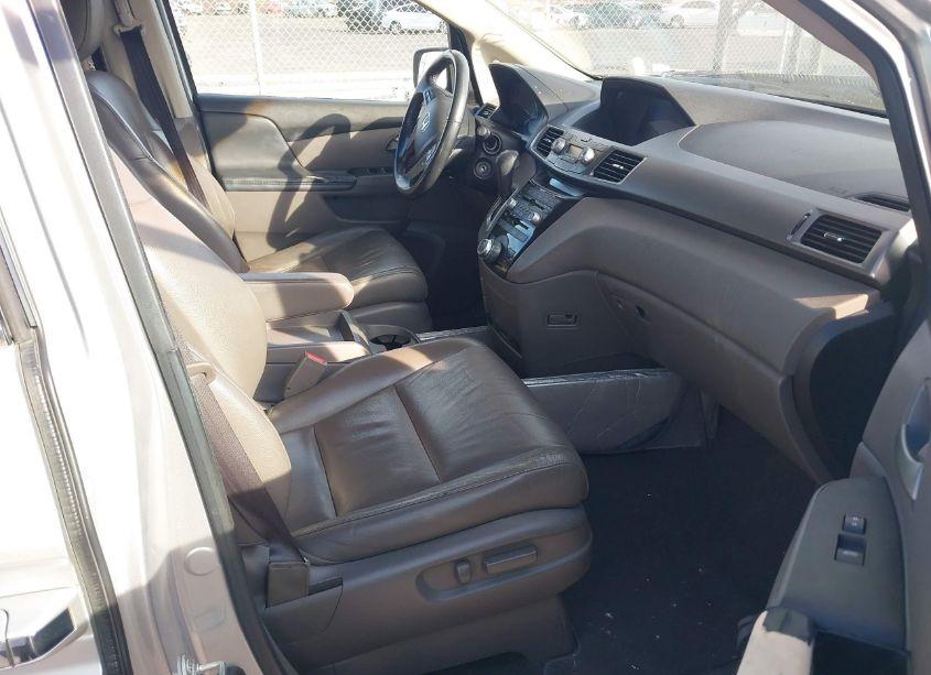 Photo 5 of 2011 Honda Odyssey TOURING/TOURING ELITE (VIN 5FNRL5H95BB090023)