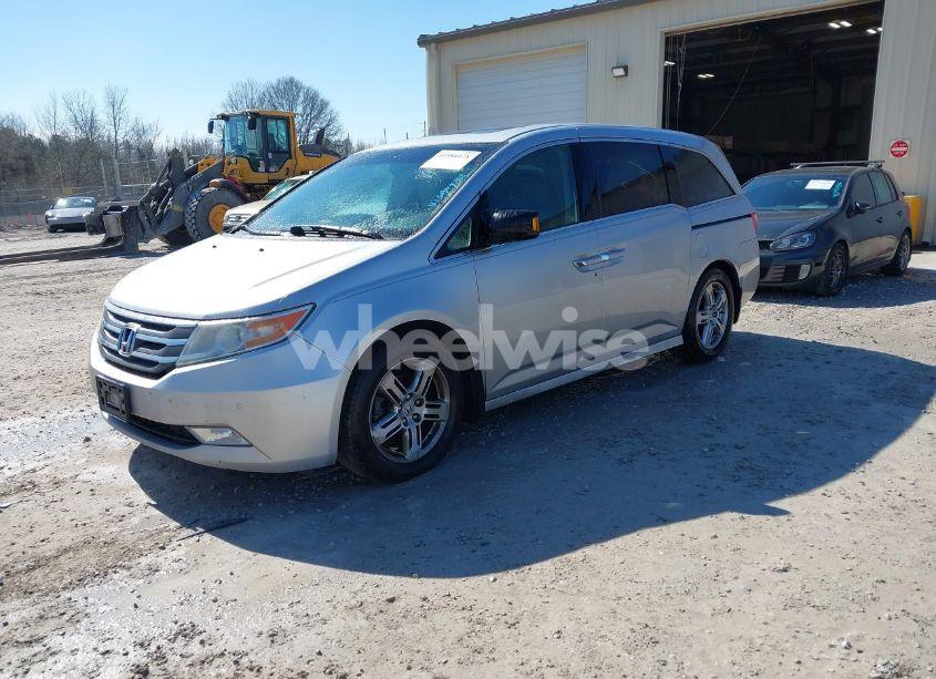 Photo 2 of 2012 Honda Odyssey TOURING/TOURING ELITE (VIN 5FNRL5H95CB005196)
