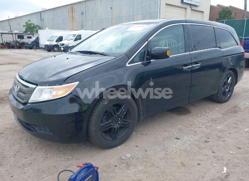 Photo 2 of 2012 Honda Odyssey TOURING/TOURING ELITE (VIN 5FNRL5H95CB068928)
