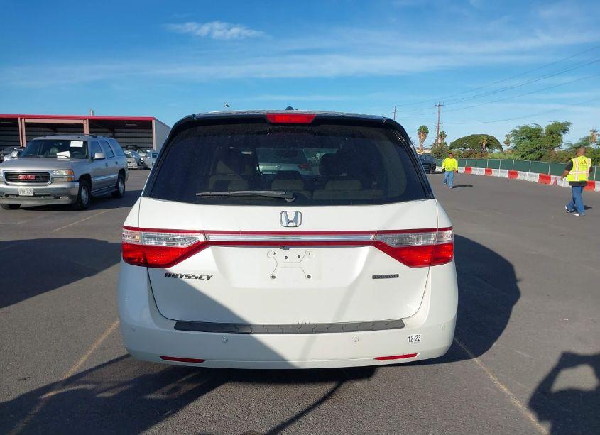 Photo 16 of 2013 Honda Odyssey TOURING/TOURING ELITE (VIN 5FNRL5H95DB005913)