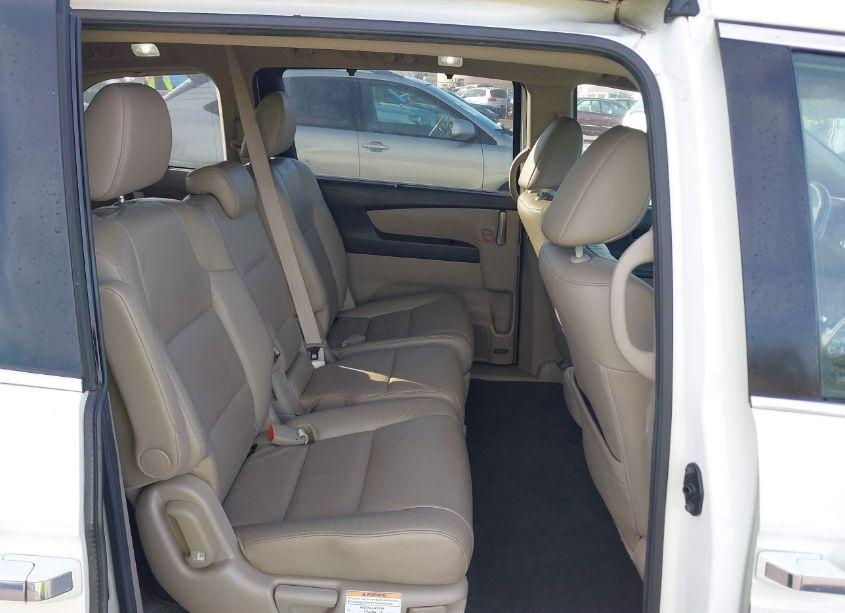 Photo 8 of 2013 Honda Odyssey TOURING/TOURING ELITE (VIN 5FNRL5H95DB005913)