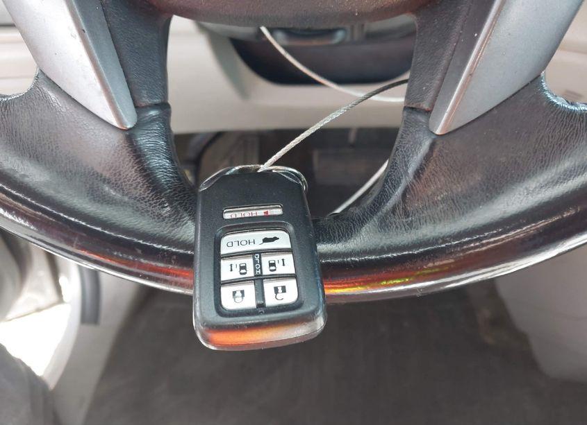 Photo 11 of 2014 Honda Odyssey TOURING/TOURING ELITE (VIN 5FNRL5H95EB005976)