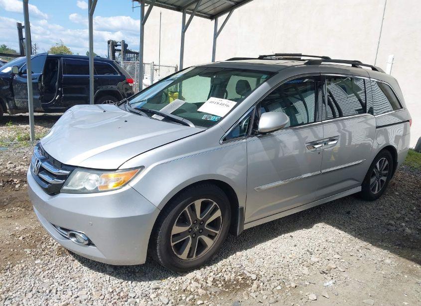 Photo 2 of 2014 Honda Odyssey TOURING/TOURING ELITE (VIN 5FNRL5H95EB005976)