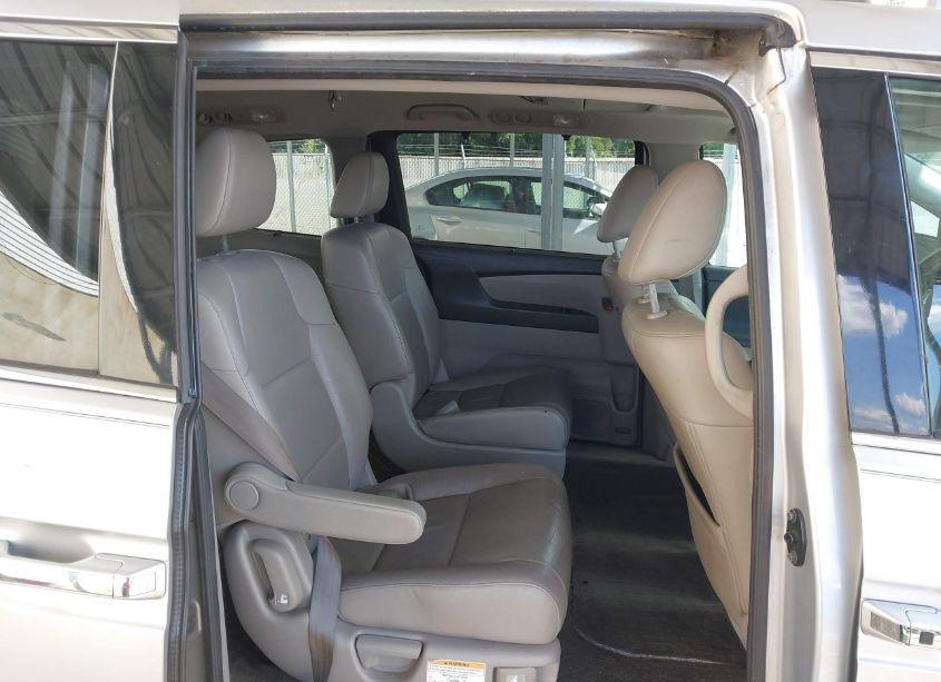 Photo 8 of 2014 Honda Odyssey TOURING/TOURING ELITE (VIN 5FNRL5H95EB005976)