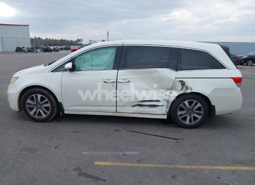 Photo 14 of 2014 Honda Odyssey TOURING/TOURING ELITE (VIN 5FNRL5H95EB049847)