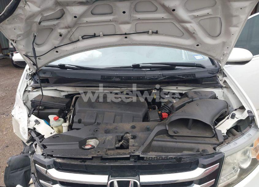 Photo 10 of 2014 Honda Odyssey TOURING/TOURING ELITE (VIN 5FNRL5H95EB059729)