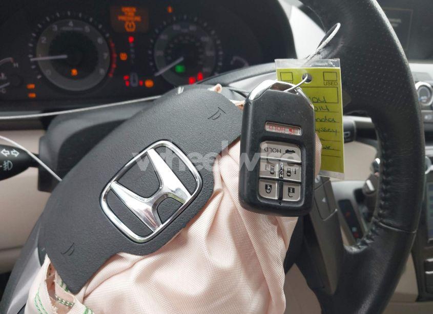 Photo 11 of 2014 Honda Odyssey TOURING/TOURING ELITE (VIN 5FNRL5H95EB059729)