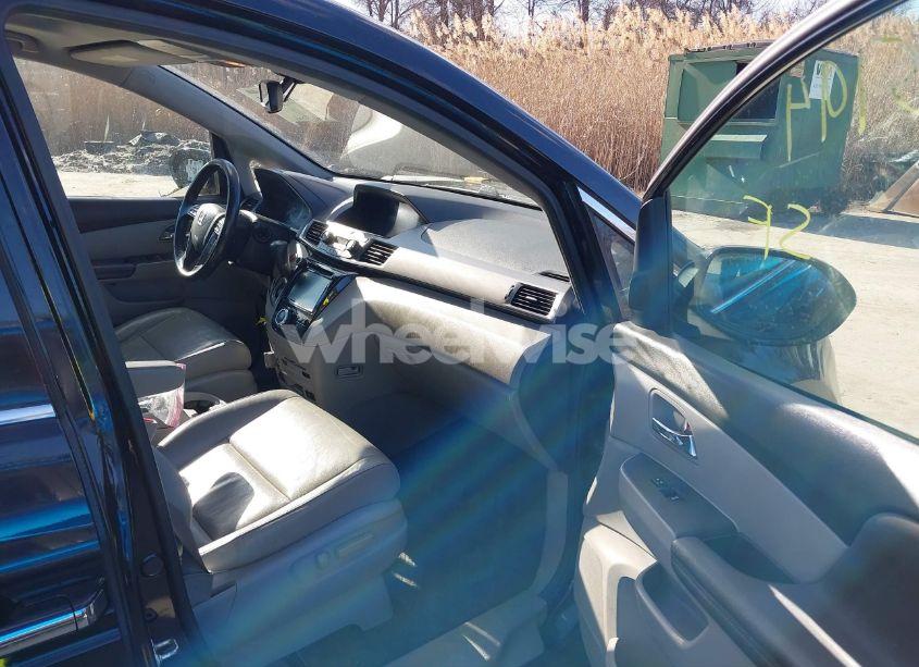 Photo 5 of 2014 Honda Odyssey TOURING/TOURING ELITE (VIN 5FNRL5H95EB088860)