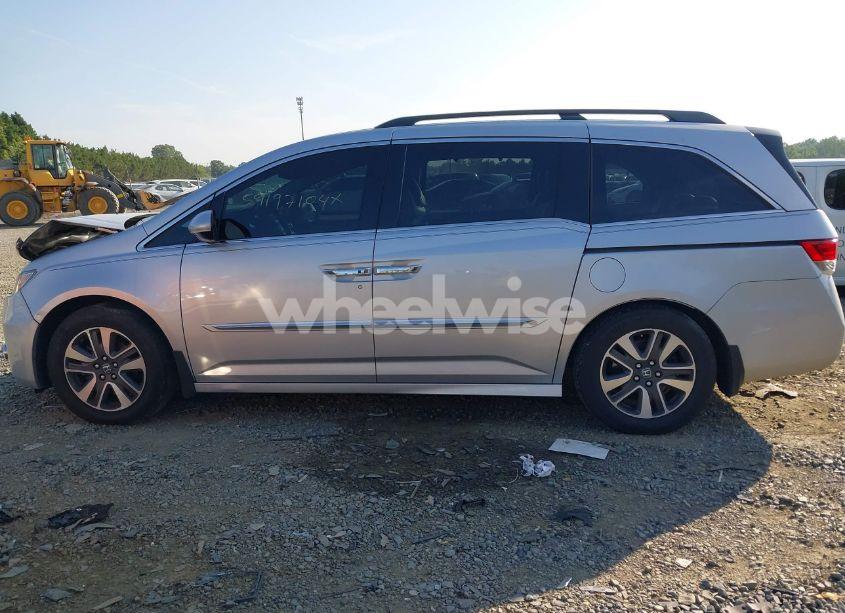 Photo 14 of 2014 Honda Odyssey TOURING/TOURING ELITE (VIN 5FNRL5H95EB108427)
