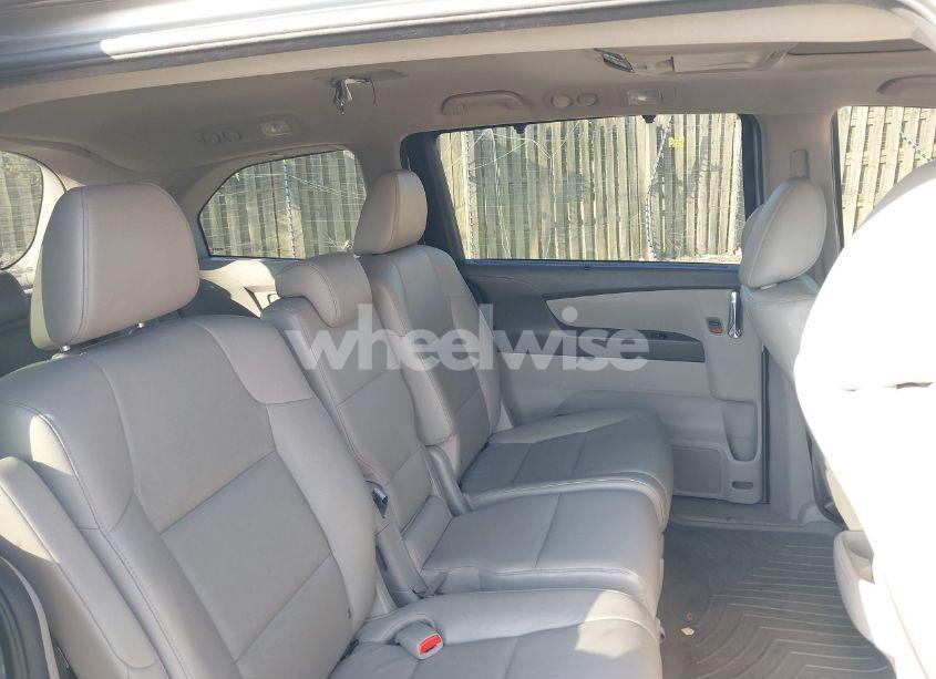Photo 8 of 2014 Honda Odyssey TOURING/TOURING ELITE (VIN 5FNRL5H95EB108427)