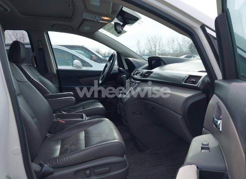 Photo 5 of 2014 Honda Odyssey TOURING/TOURING ELITE (VIN 5FNRL5H95EB114521)