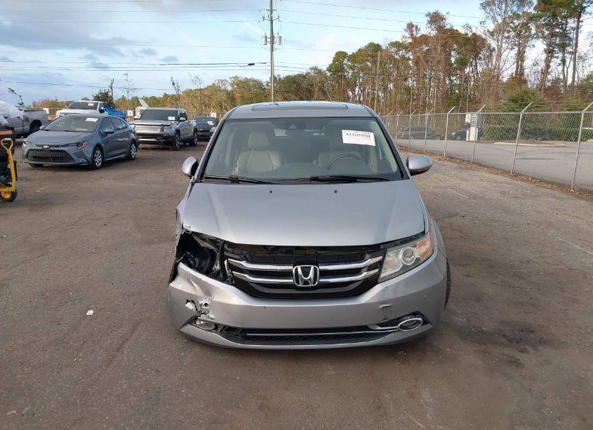 Photo 13 of 2016 Honda Odyssey TOURING/TOURING ELITE (VIN 5FNRL5H95GB033196)