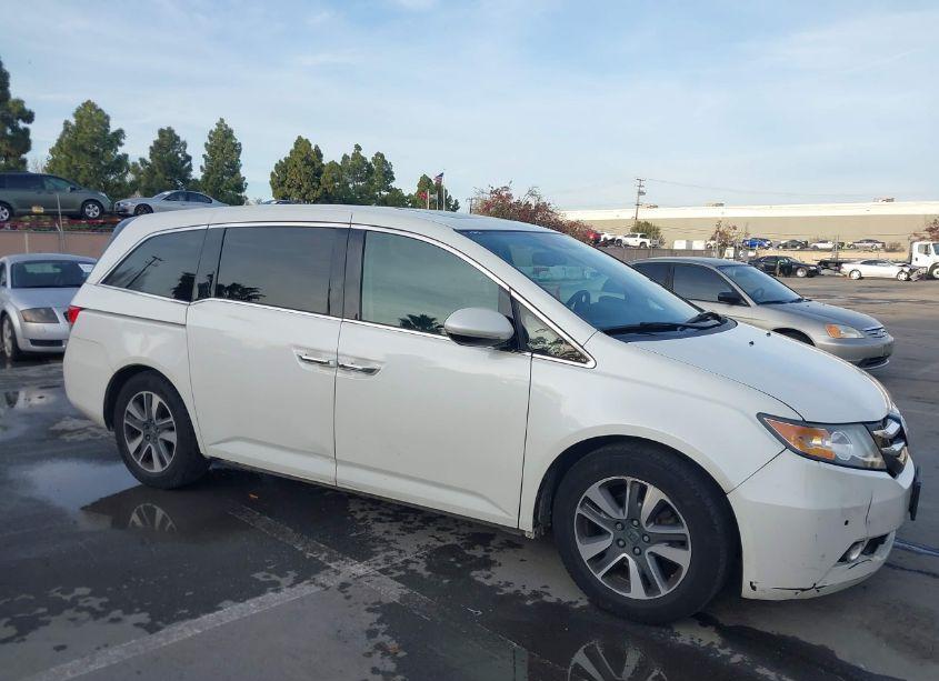 2016 Honda Odyssey TOURING/TOURING ELITE (VIN 5FNRL5H95GB053173) main photo