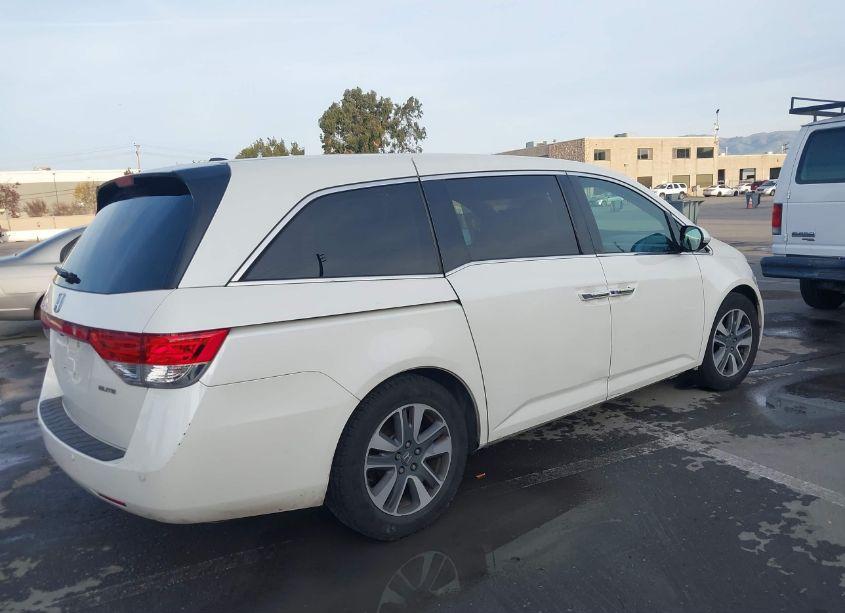 Photo 4 of 2016 Honda Odyssey TOURING/TOURING ELITE (VIN 5FNRL5H95GB053173)